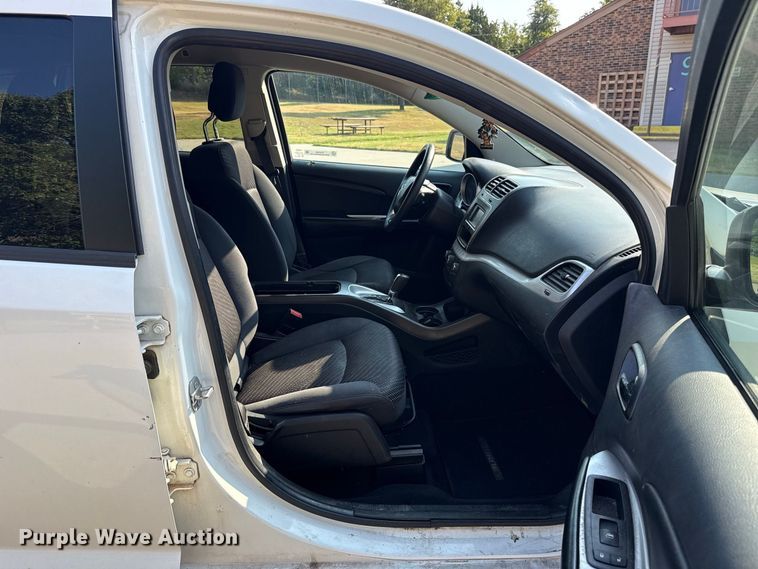 image for item FC4162 2016 Dodge Journey SUV
