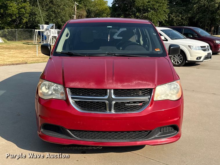 image for item FC4163 2014 Dodge Grand Caravan van
