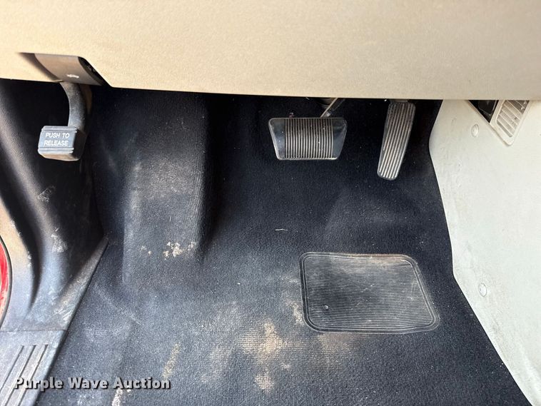 image for item FC4163 2014 Dodge Grand Caravan van