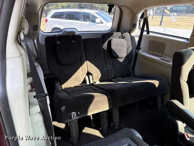 image for item FC4163 2014 Dodge Grand Caravan van