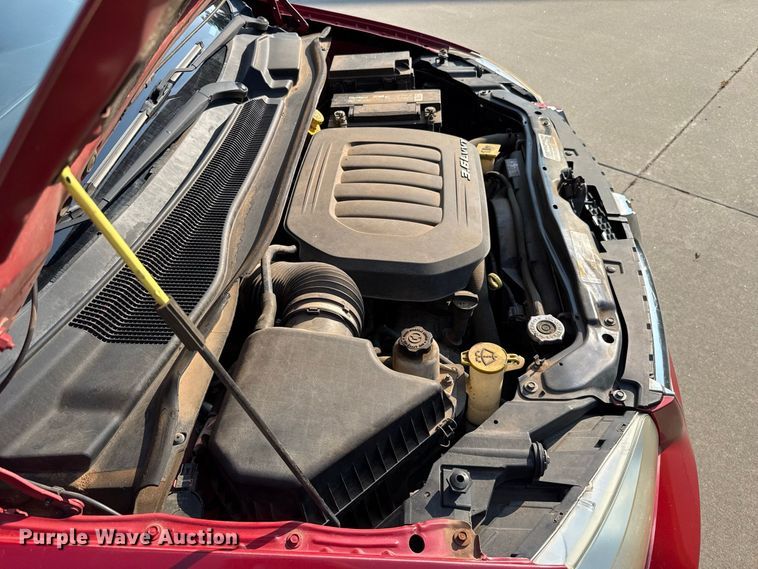 image for item FC4163 2014 Dodge Grand Caravan van