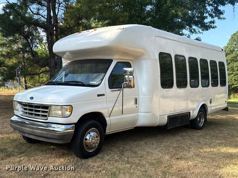 1994 Ford E350 shuttle bus