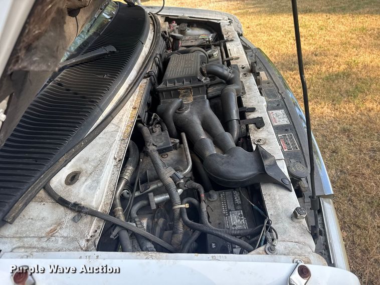 image for item FC4183 1994 Ford E350 shuttle bus