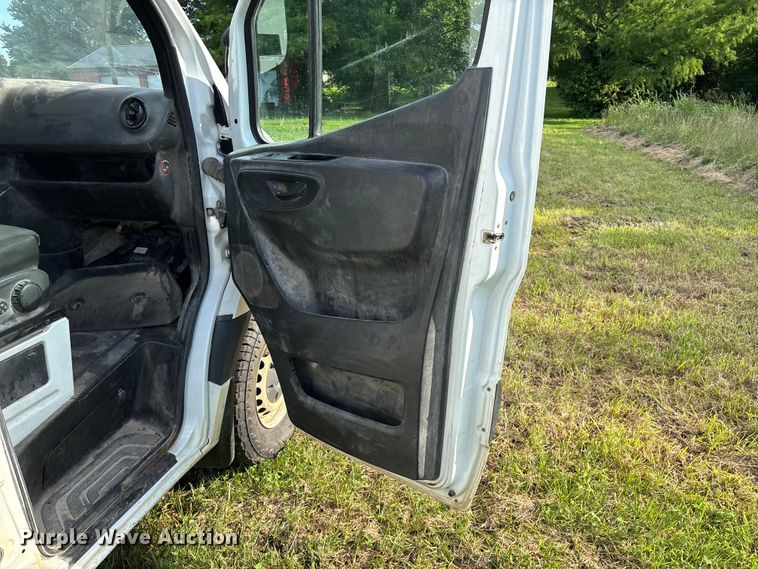 image for item FG0498 2019 Freightliner  Sprinter 2500 van
