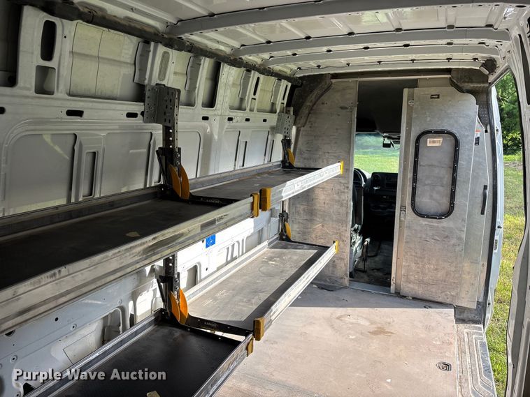 image for item FG0498 2019 Freightliner  Sprinter 2500 van