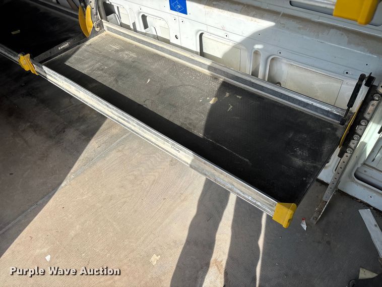 image for item FG0498 2019 Freightliner  Sprinter 2500 van