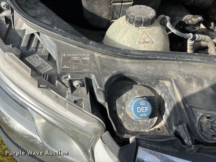 image for item FG0498 2019 Freightliner  Sprinter 2500 van