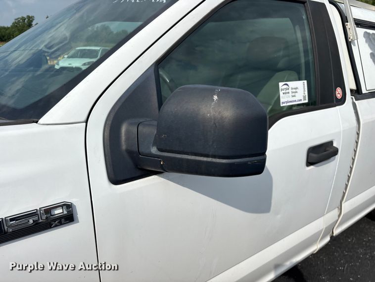 image for item FG0589 2017 Ford F150 pickup truck