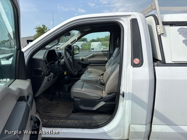 image for item FG0589 2017 Ford F150 pickup truck