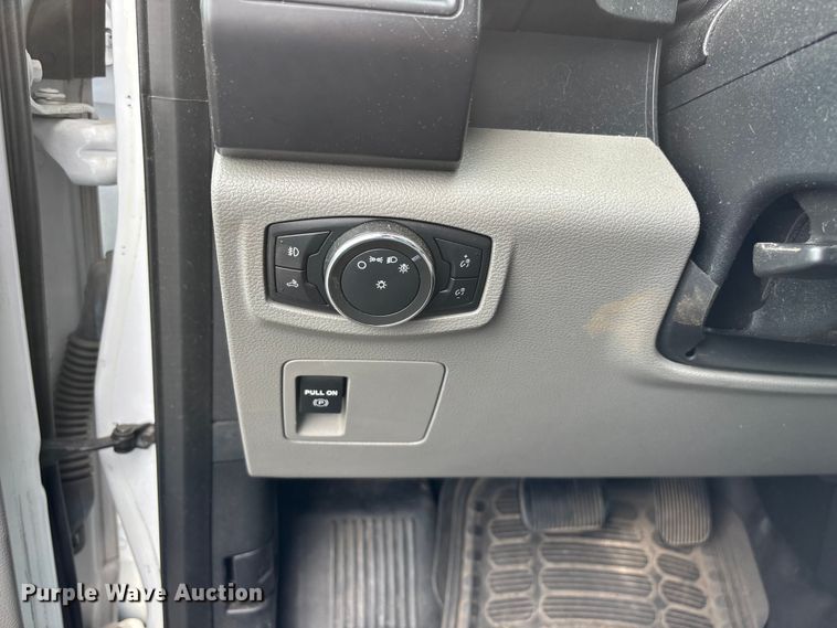 image for item FG0589 2017 Ford F150 pickup truck
