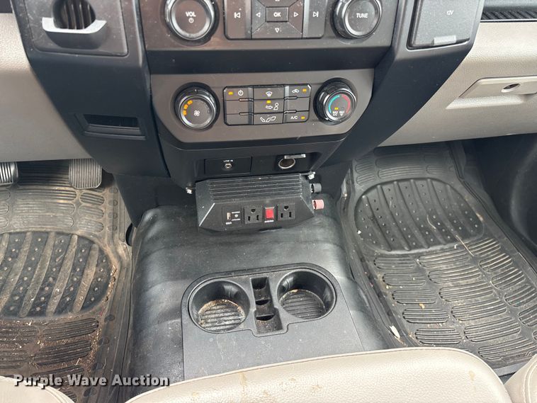 image for item FG0589 2017 Ford F150 pickup truck