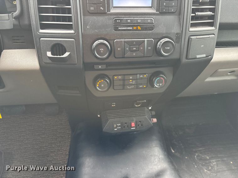 image for item FG0590 2018 Ford F150 pickup truck