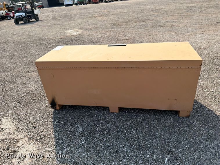 image for item FI0339 Knaack 2472 job box