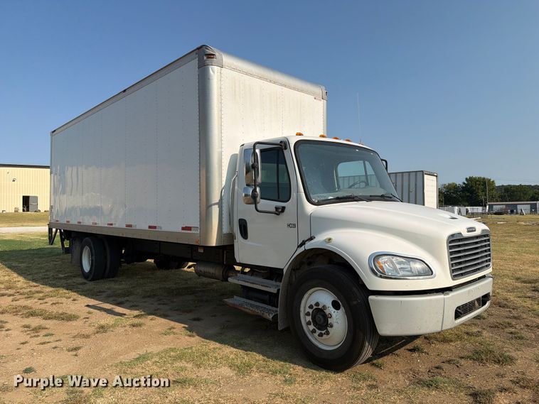 image for item FI0341 2015 Freightliner Business Class M2 box truck