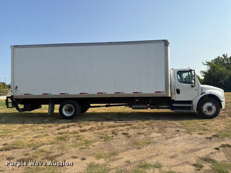 image for item FI0341 2015 Freightliner Business Class M2 box truck