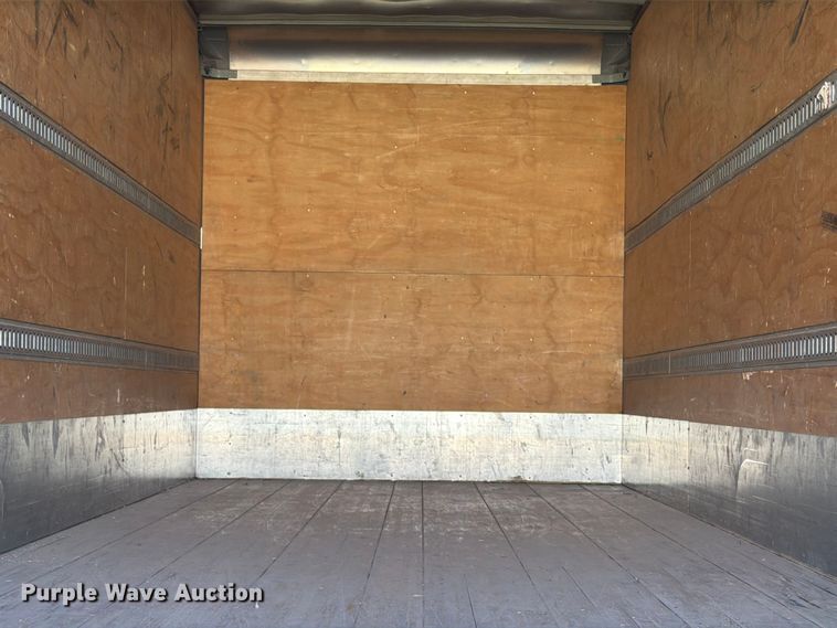 image for item FI0341 2015 Freightliner Business Class M2 box truck