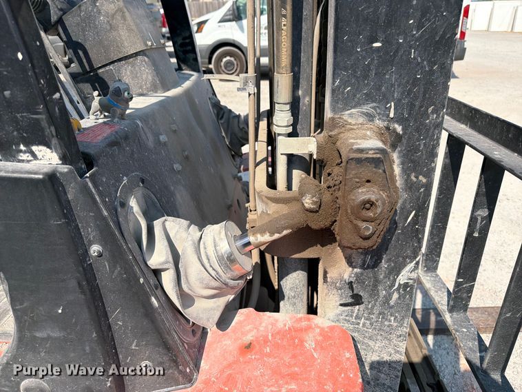 image for item FI0342 Utilev UT25P forklift
