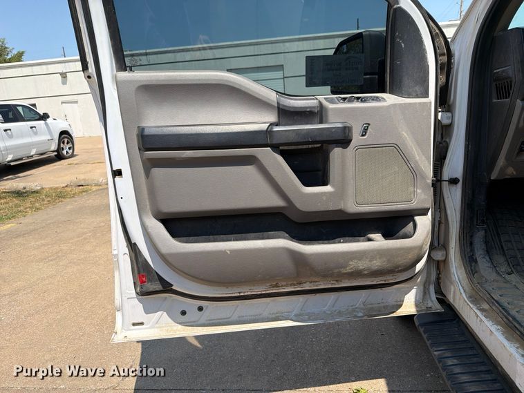 image for item FI0344 2019 Ford F150 Ext. Cab pickup truck