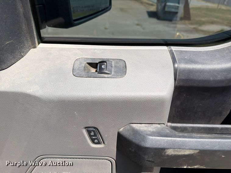 image for item FI0344 2019 Ford F150 Ext. Cab pickup truck