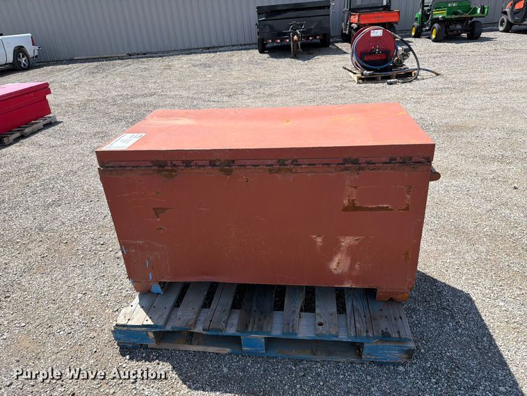 image for item FI0354 Tool chest
