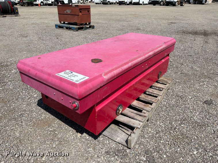 image for item FI0357 Knaack 116-3-02 pickup bed tool chest