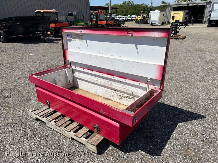 image for item FI0357 Knaack 116-3-02 pickup bed tool chest