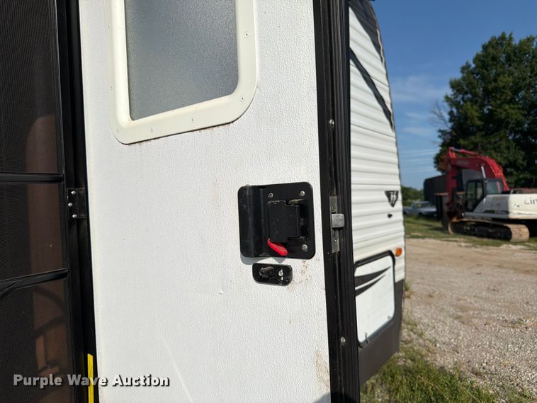 image for item FK3274 2015 Keystone Hideout camper