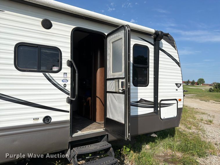 image for item FK3274 2015 Keystone Hideout camper