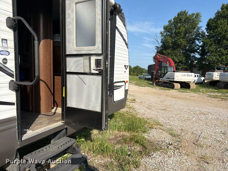 image for item FK3274 2015 Keystone Hideout camper