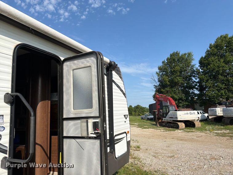image for item FK3274 2015 Keystone Hideout camper