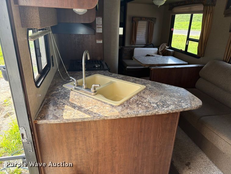image for item FK3274 2015 Keystone Hideout camper