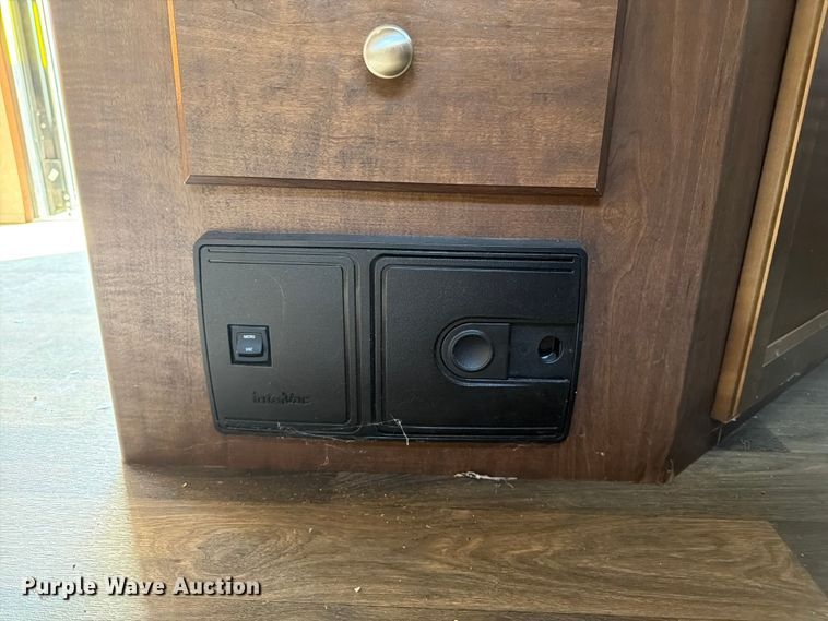 image for item FK3274 2015 Keystone Hideout camper