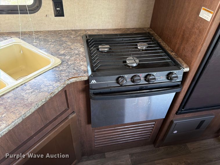 image for item FK3274 2015 Keystone Hideout camper