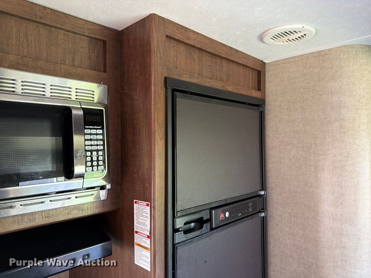image for item FK3274 2015 Keystone Hideout camper