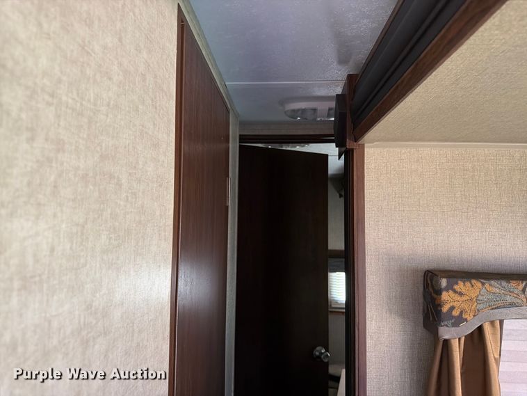 image for item FK3274 2015 Keystone Hideout camper