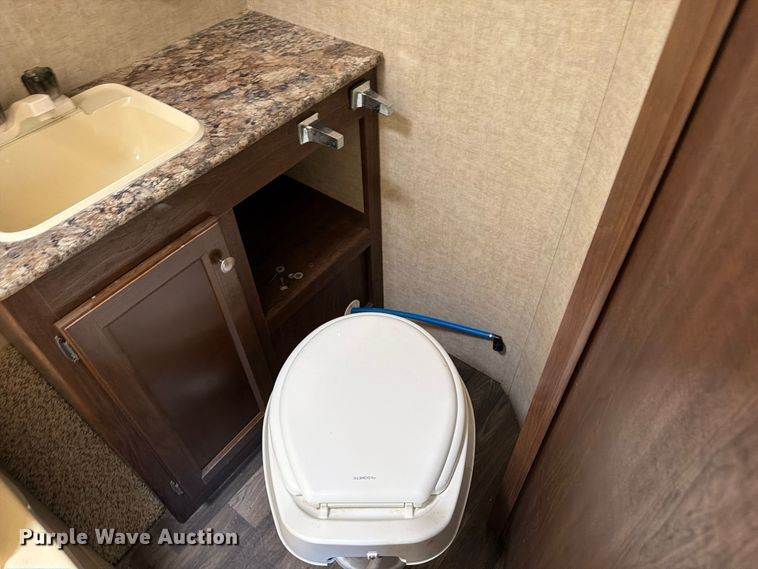 image for item FK3274 2015 Keystone Hideout camper