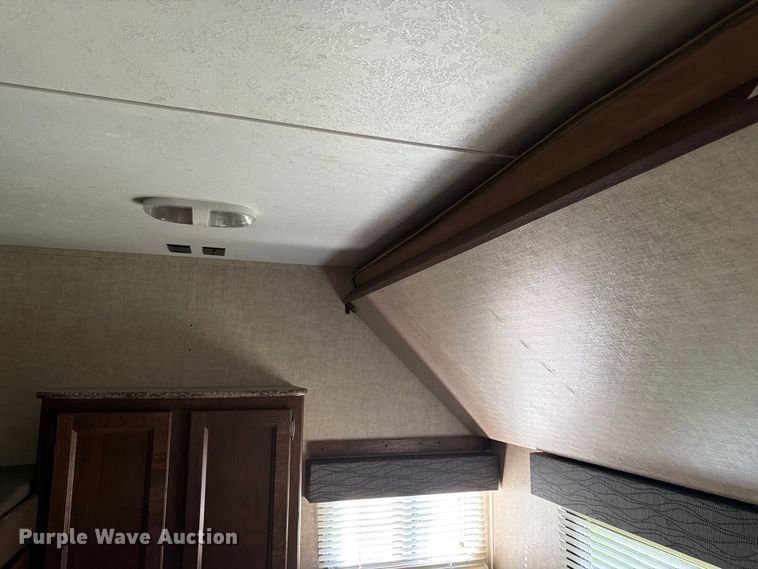 image for item FK3274 2015 Keystone Hideout camper