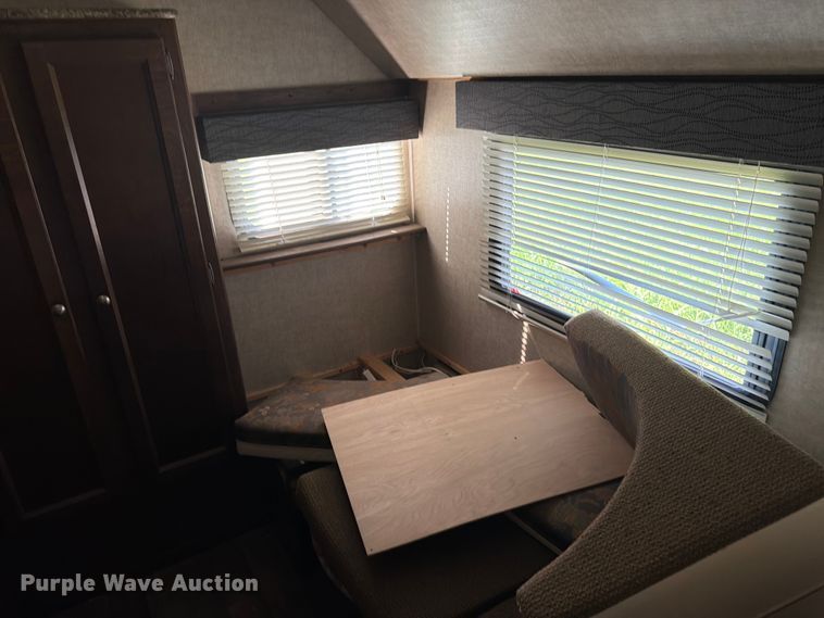 image for item FK3274 2015 Keystone Hideout camper