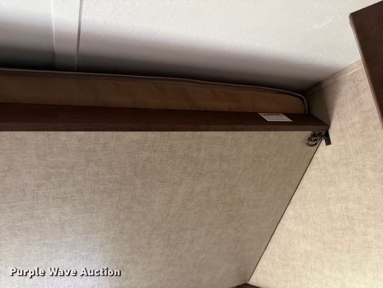 image for item FK3274 2015 Keystone Hideout camper