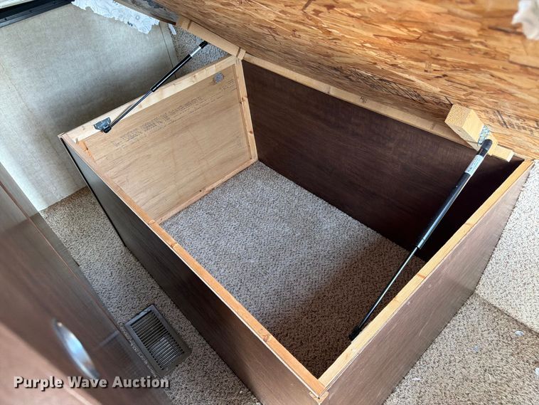 image for item FK3274 2015 Keystone Hideout camper
