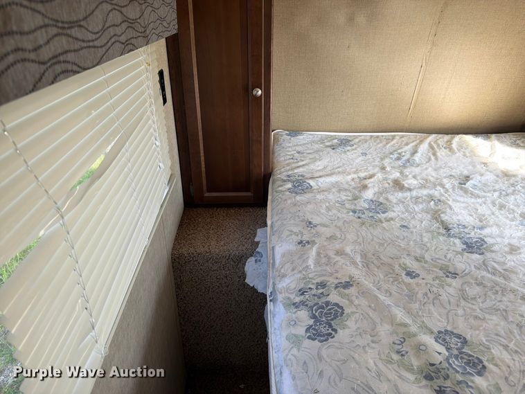 image for item FK3274 2015 Keystone Hideout camper