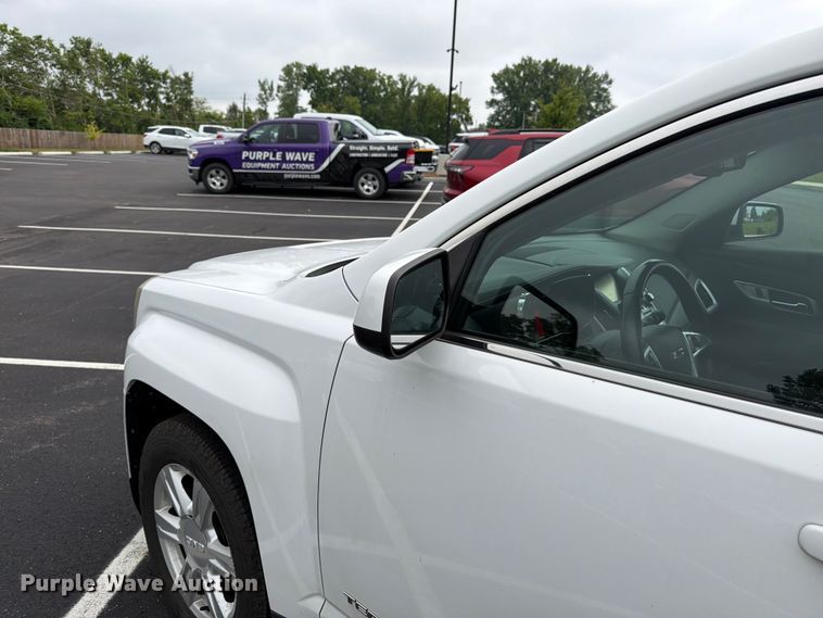 image for item FK3282 2015 GMC Terrain SUV