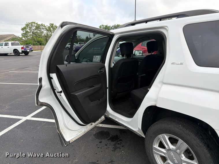 image for item FK3282 2015 GMC Terrain SUV