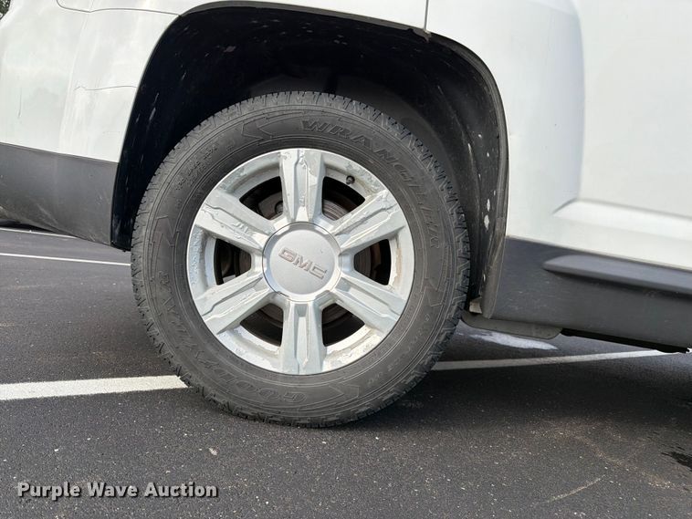 image for item FK3282 2015 GMC Terrain SUV