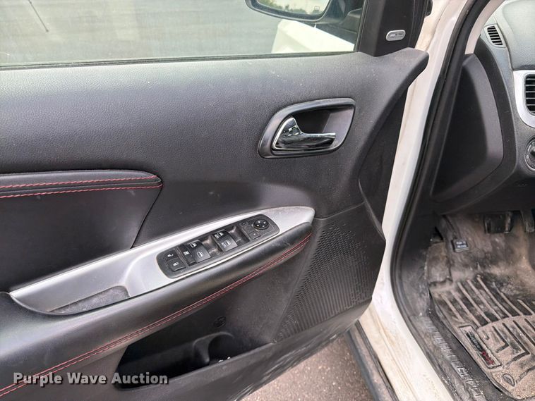 image for item FK3283 2018 Dodge Journey van