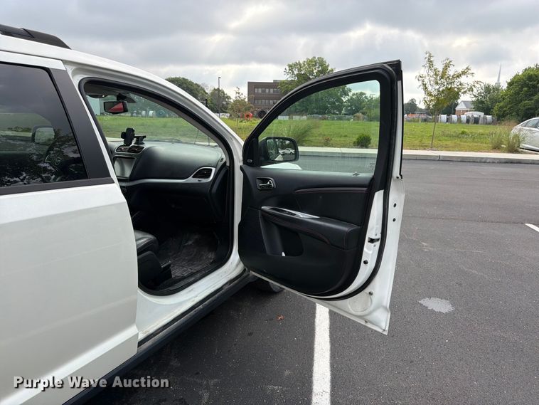 image for item FK3283 2018 Dodge Journey van