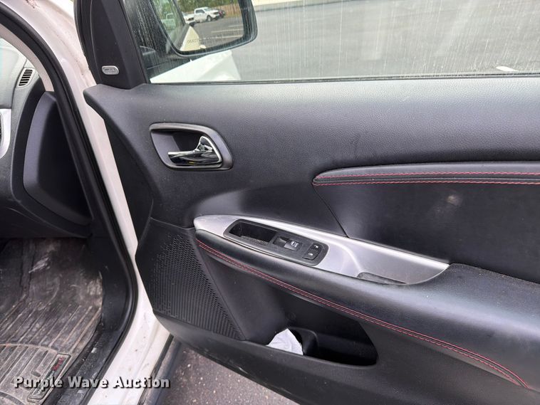 image for item FK3283 2018 Dodge Journey van