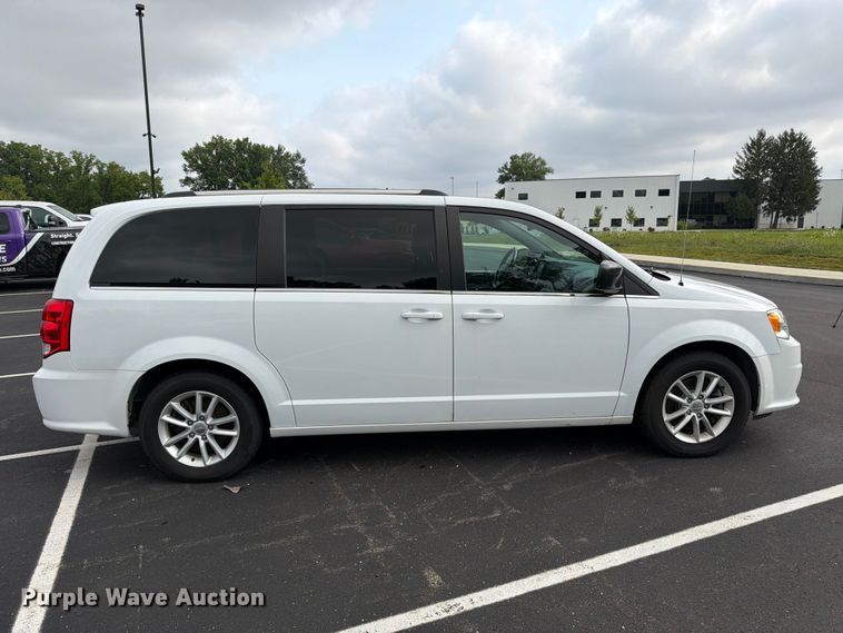 image for item FK3284 2019 Dodge Grand Caravan van