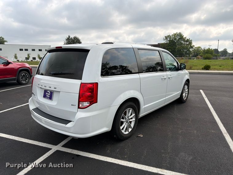 image for item FK3284 2019 Dodge Grand Caravan van
