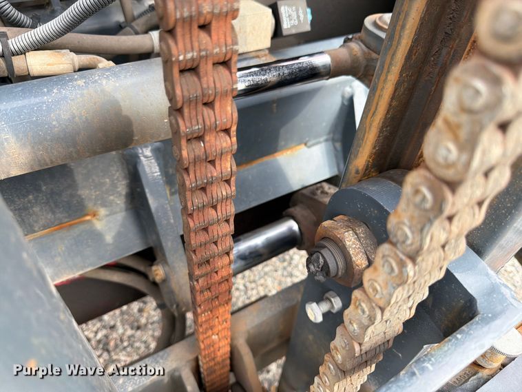 image for item FK3303 2017 Moffett M8 55.4 forklift
